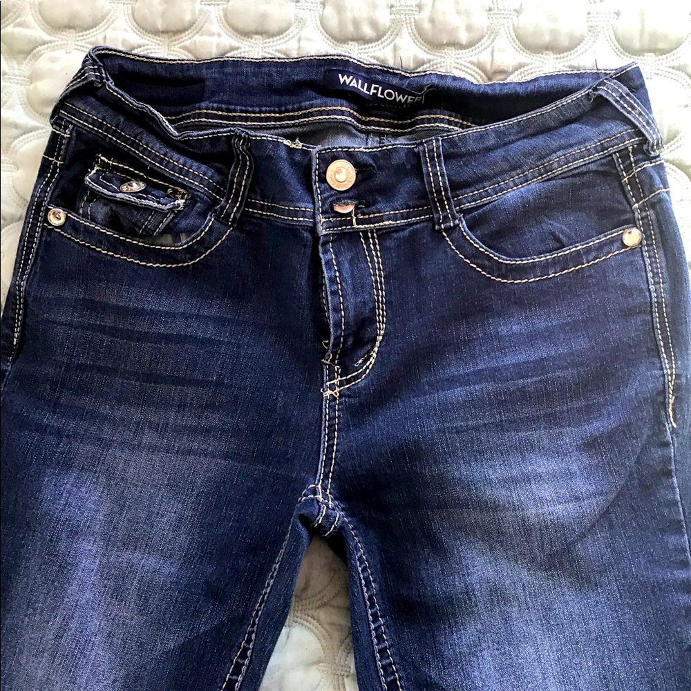 Jeans size 9 Wall flower women’s